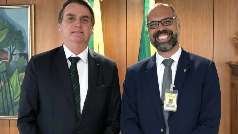 Investigado no inquérito das fake news, Allan dos Santos diz que saiu do Brasil – Poder360