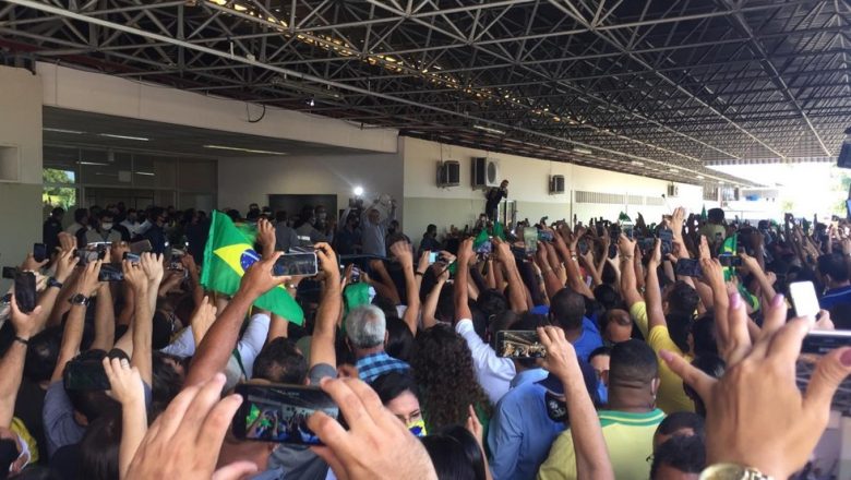 Bolsonaro chega a Sergipe para inauguração de Usina Termelétrica