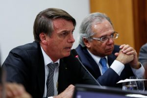 Bolsonaro confirma auxílio emergencial até dezembro