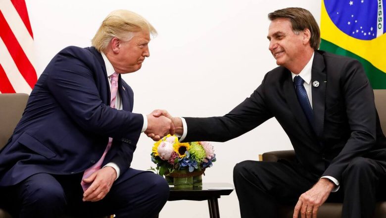 Bolsonaro manda ao Congresso acordo de defesa firmado com Trump