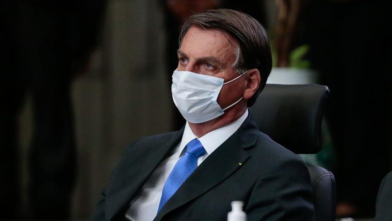 Com dificuldades para criar partido, Bolsonaro revela ter recebido convite para três legendas