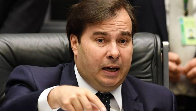 Rodrigo Maia reage a fala de Paulo Guedes: “Não nos ajuda atacar o Senado Federal”