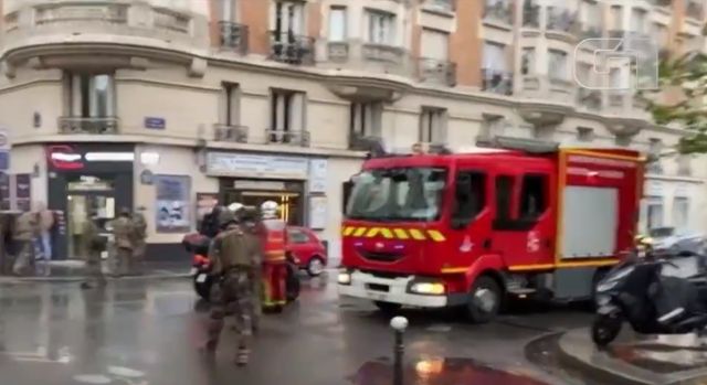 Ataque perto da antiga sede do Charlie Hebdo deixa ao menos 2 feridos