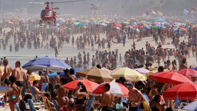 Cariocas e turistas voltam a lotar areias das praias do Rio e de Niterói em domingo de sol – Jornal O Globo