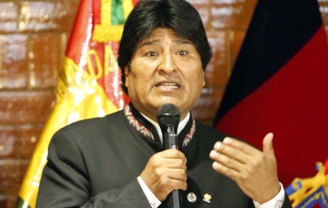 Evo Morales é denunciado em Haia por crimes contra a humanidade