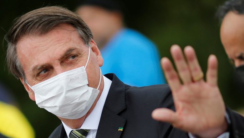 ‘Não vamos interferir no mercado de jeito nenhum’, diz Bolsonaro sobre preço de alimentos