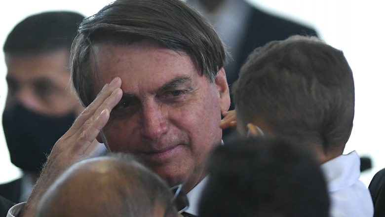 ‘Não vou interferir no mercado’, assegura Bolsonaro