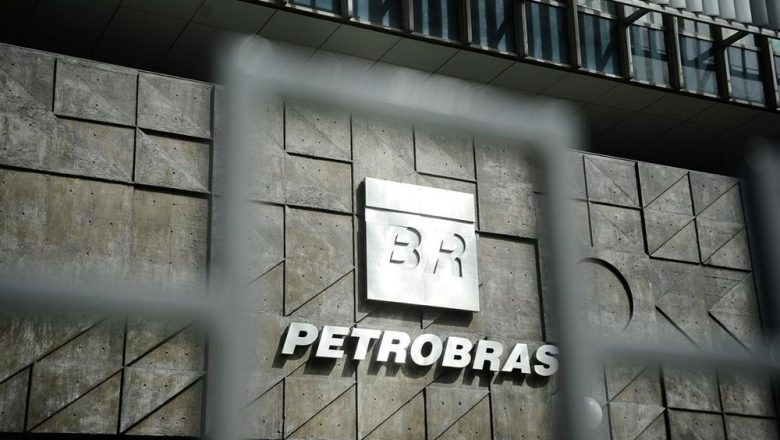 Operação da Lava Jato na sede da Petrobras mira fraudes em operações de câmbio