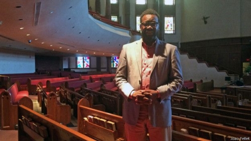 Por que as a maioria das igrejas dos EUA só tem pessoas negras?