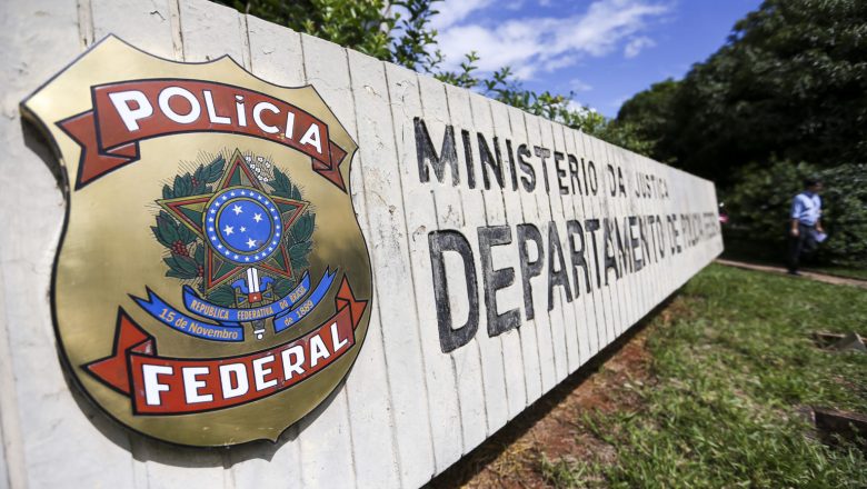 A estreita relação de políticos brasileiros com o narcotráfico