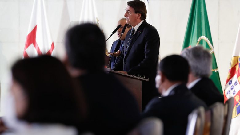 Bolsonaro diz que não haverá aumento de imposto após pandemia
