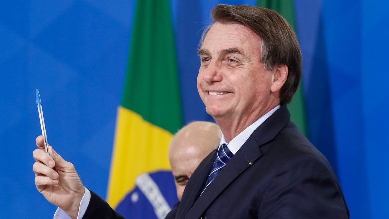 Bolsonaro zera tarifa de IOF para operações de crédito, câmbio e seguro