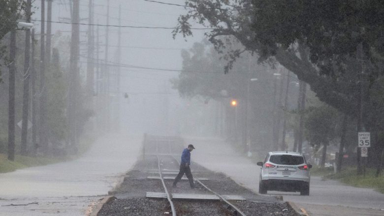 Delta chega à Louisiana e é o 10º furacão a atingir a costa dos EUA este ano