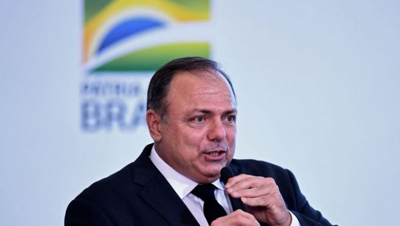 Em tratamento contra a Covid, ministro da Saúde é internado em Brasília com quadro de desidratação – Yahoo Noticias Brasil