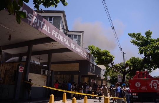 HFB confirma terceira morte e bombeiros fazem rescaldo do incêndio