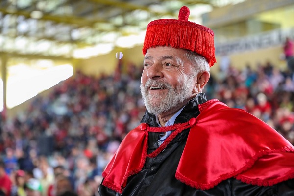 Lula perde título de doutor ‘honoris causa’