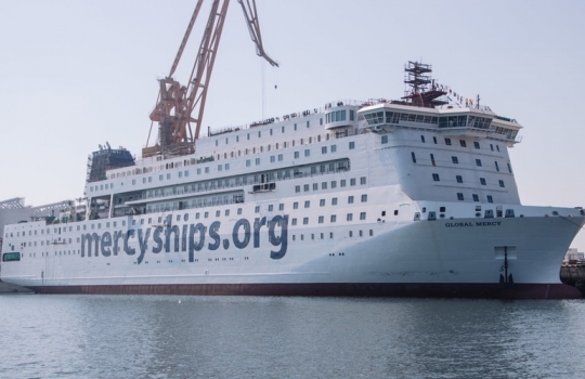 Maior navio-hospital do mundo será enviado à África por organização missionária