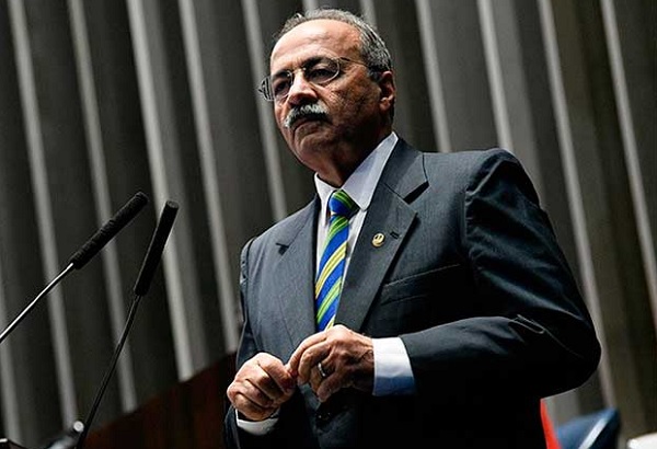 Partidos defendem a cassação de Chico Rodrigues
