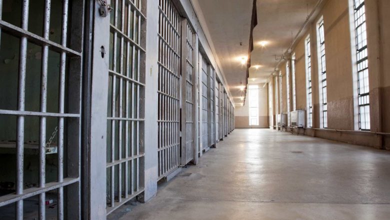 PF desarticula venda de vagas em prisões para criminosos