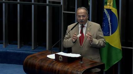 Senador flagrado com dinheiro na cueca chama Bolsonaro de ‘grande líder’ e diz que provará inocência – G1