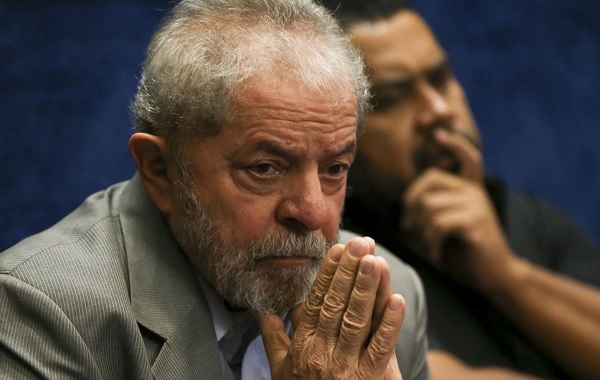 STJ presenteia o aniversariante Lula – que não é mais ninguém