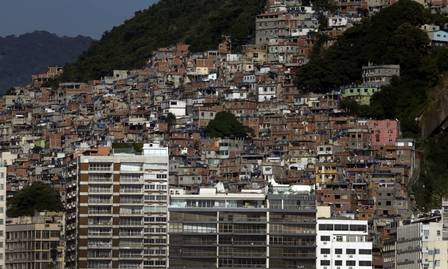 Suspeitos de estupro coletivo contra jovem em favela no Rio dizem à polícia que relação foi consensual – Extra