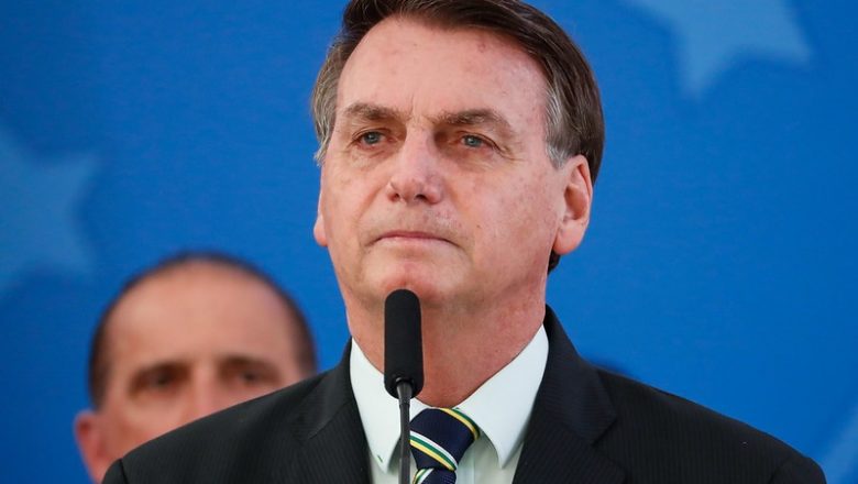Auxílio Emergencial: Presidente Bolsonaro afirma que daria o benefício “para os acima de 65 anos”