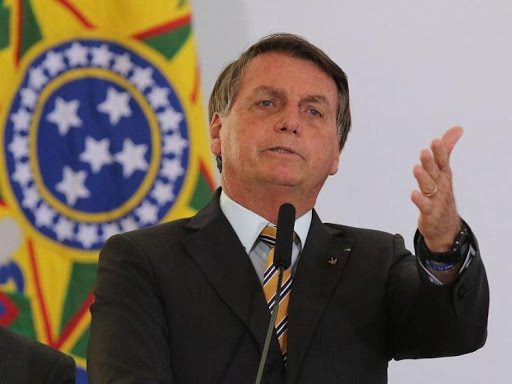Bolsonaro comenta destruição causada pelo PT na educação, defende voto impresso e questiona: ‘Por que essa reação de alguns?’