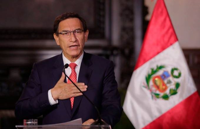 Congresso do Peru aprova impeachment e afasta presidente Martín Vizcarra