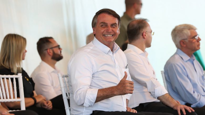 ‘Mais uma que Jair Bolsonaro ganha’, diz presidente após suspensão de teste