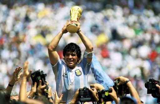 Morre Diego Maradona, o maior ídolo do futebol argentino