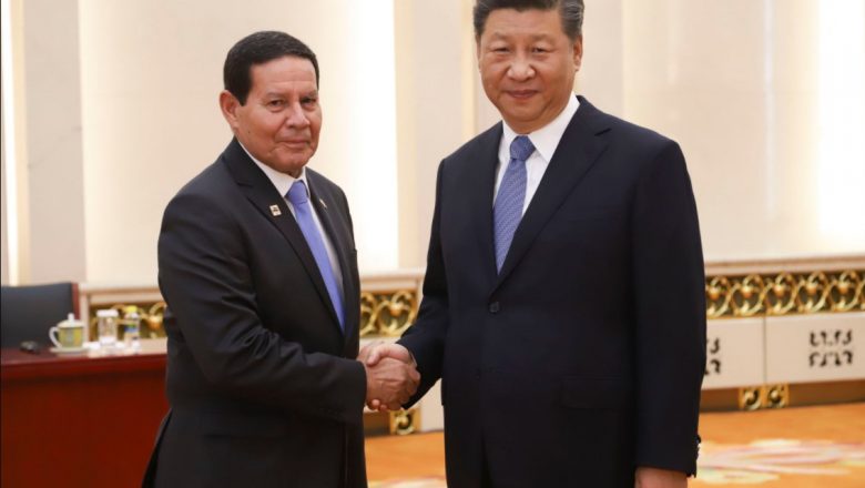 Mourão chama Xi Jinping de “presidente”