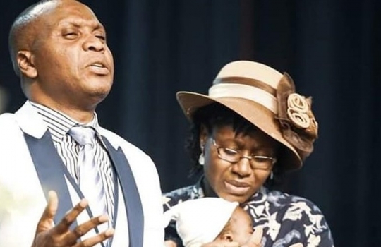 Pastor relata milagre após esposa sem útero ficar grávida