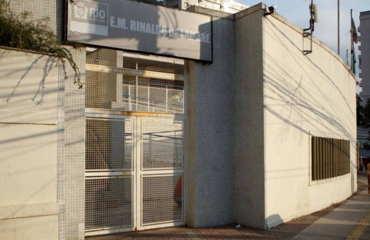 Profissionais da Educação do Rio resolvem manter greve