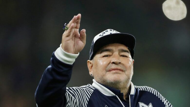 URGENTE: Diego Maradona morre aos 60 anos