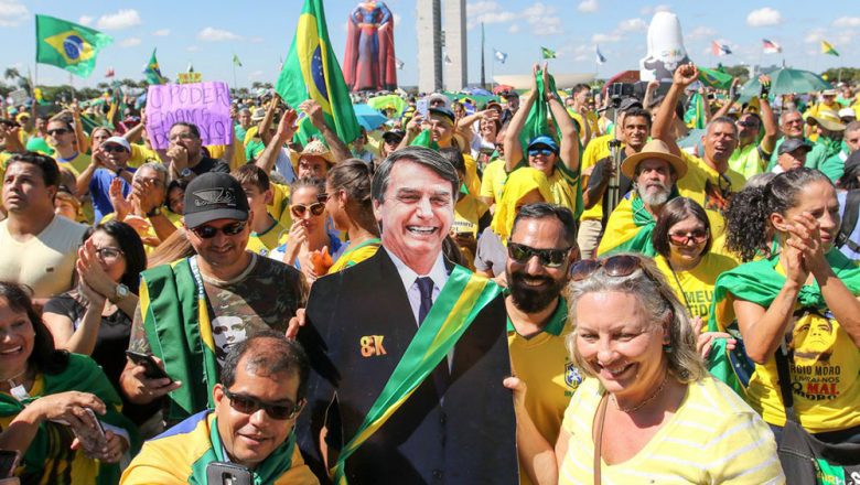 Bolsonaristas marcam manifestações para essa terça-feira contra a vacinação obrigatória