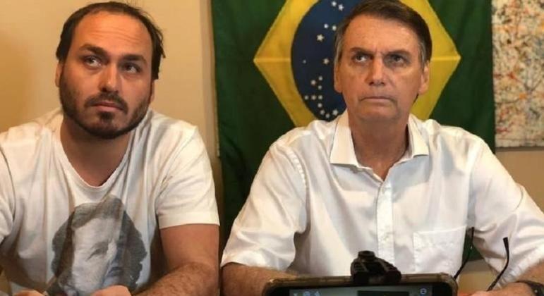 Bolsonaro foi a hospital para acompanhar endoscopia de filho