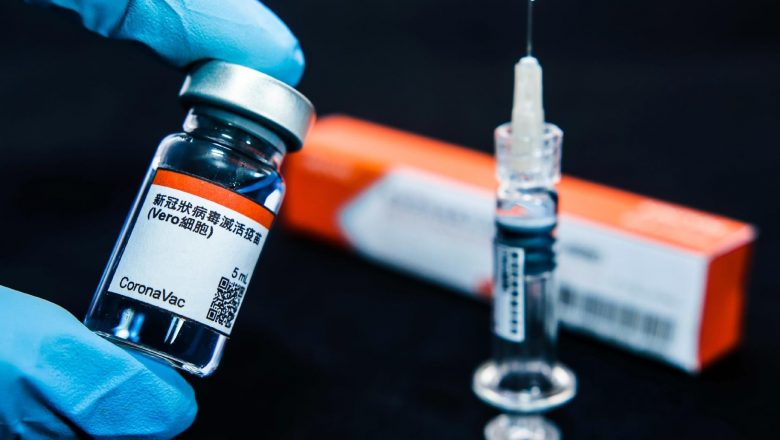 Butantan inicia produção da vacina chinesa com capacidade para 1 milhão de doses diárias
