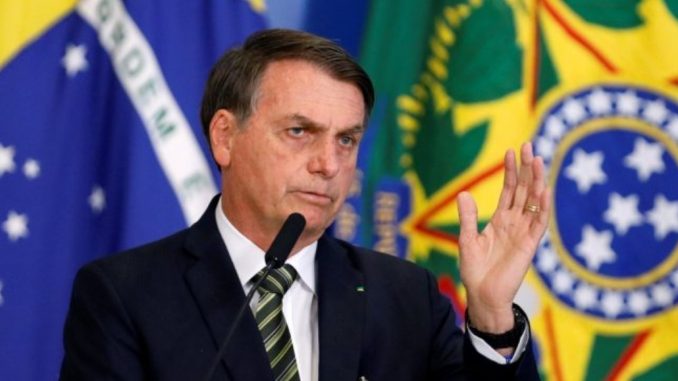 Em negociações com o Congresso, Bolsonaro quer voto impresso para as próximas eleições: “O povo quer”