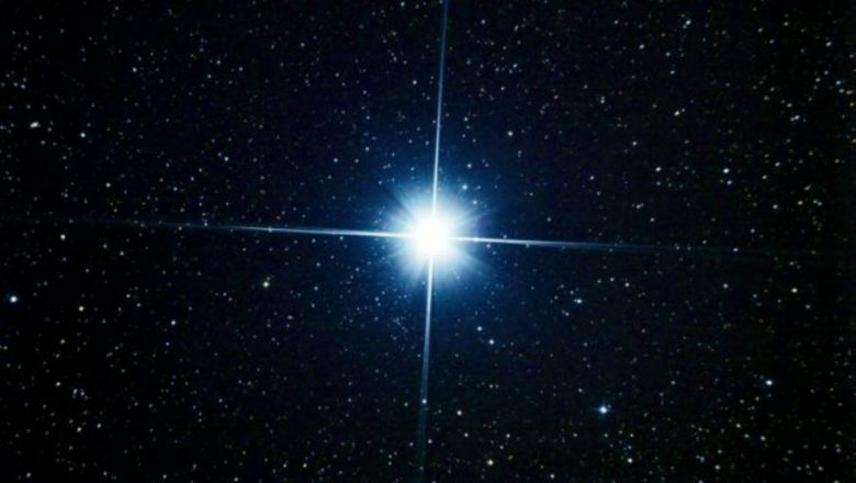 Estrela de Belém: saiba como assistir hoje o encontro raro entre Júpiter e Saturno