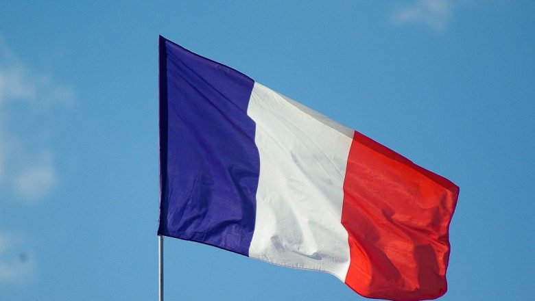 França registra manifestações contra lei de segurança