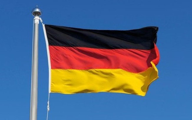Funcionários de asilo na Alemanha receberam cinco doses de vacina por engano – Último Segundo