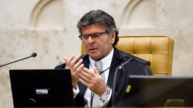 Luiz Fux exonera secretário que solicitou reserva de vacinas para o STF – Gazeta do Povo – República Breves