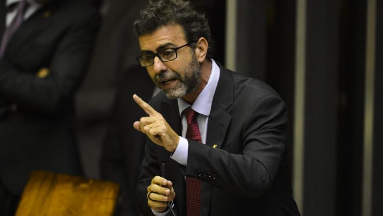 Marcelo Freixo, do PSOL, fala em impeachment de Bolsonaro: “O Brasil não é o quintal da família Bolsonaro”