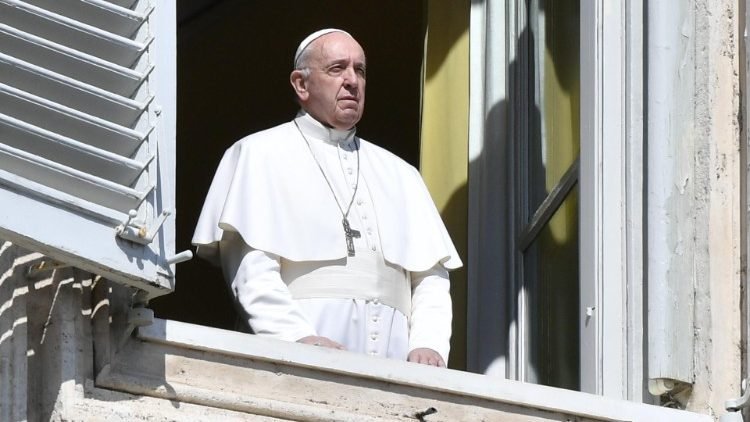 Papa Francisco pede Natal ‘menos consumista’