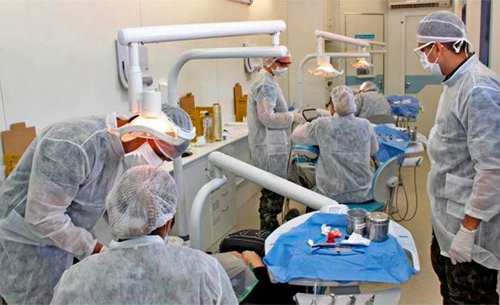 Prefeitura de BH abre vagas para profissionais da Saúde com vencimentos de até R$ 8,4 mil
