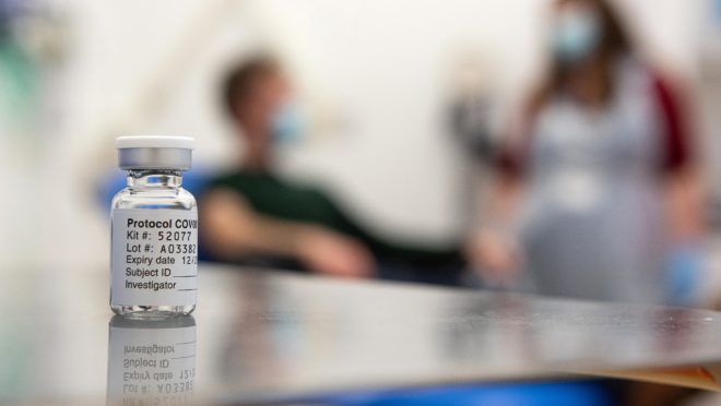 Reino Unido aprova vacina da Oxford, principal aposta do governo brasileiro – Gazeta do Povo