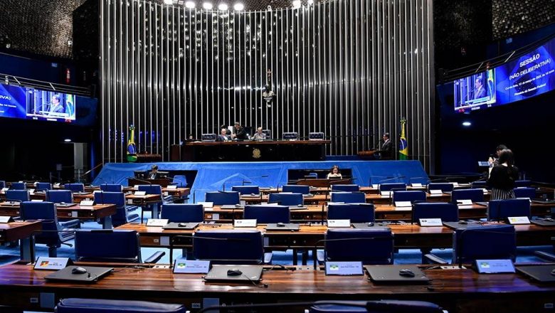 Senado aprova decreto para derrubar portaria que excluiu personalidades negras da Palmares