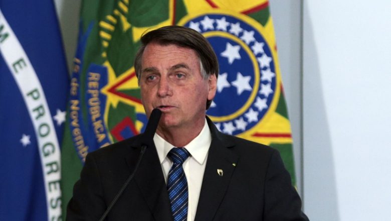 Bolsonaro pede em carta ao primeiro-ministro da Índia envio urgente de vacina contra Covid