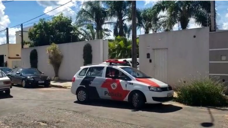 Homem mata a ex-esposa e comete suicídio em Vargem Grande do Sul, diz Polícia Civil